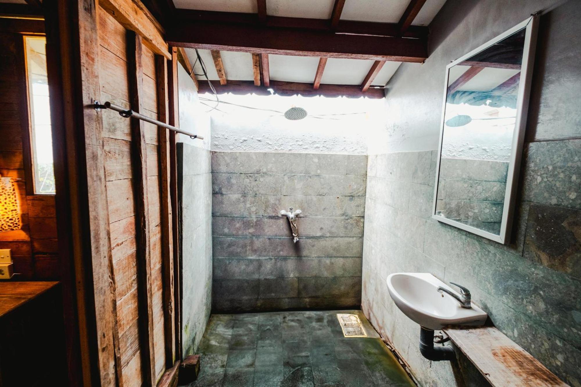 Cening Bagus Bungalow Canggu  Exterior photo